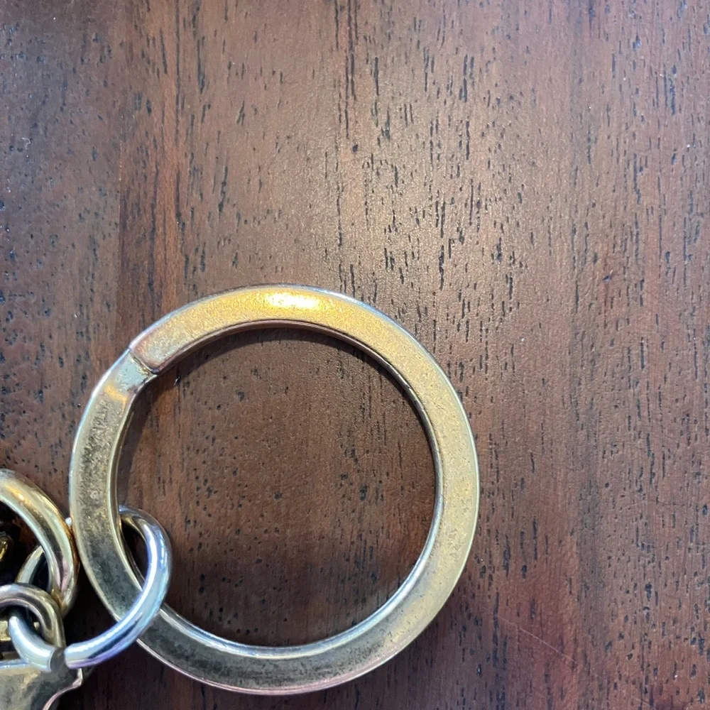 Louis Vuitton Gold LV Logo Key Ring or purse charm preloved.AUTHENTIC - Picture 4 of 9